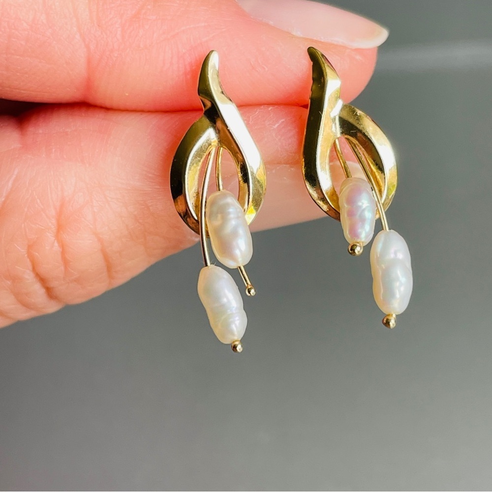 Vintage 14k Solid Gold Natural Freshwater White Pearl Dangle Earrings Mexico